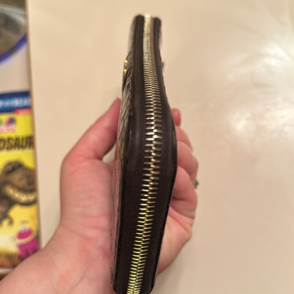 Miu Miu croc embossed wallet - Picture 7 of 10